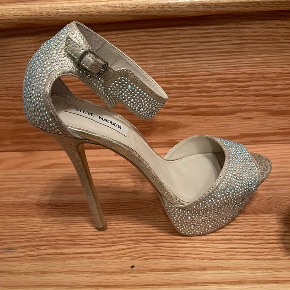 🌸 Steve Madden Pre Loved Carrie Beaded Heels w/ Ankle Strap Platforms Size 8.5 - Picture 14 of 15